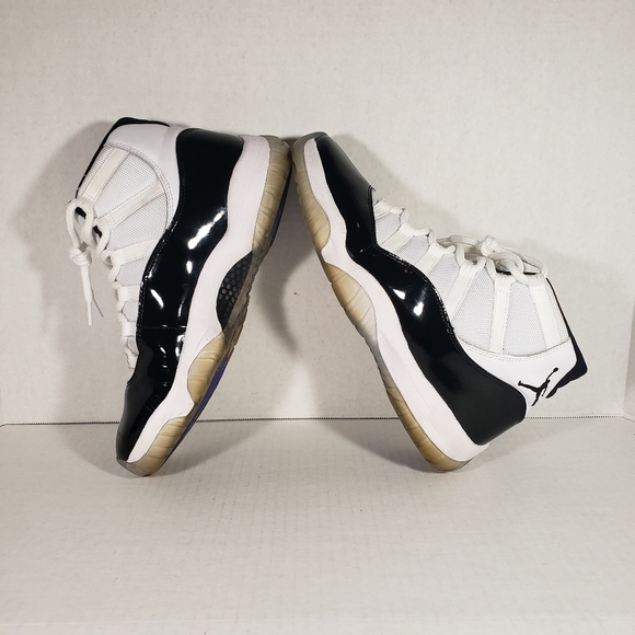 Men's Jordan 11 Retro Concord - Picture 2 of 8